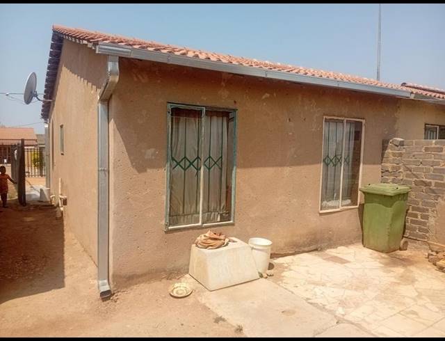 2 BEDROOM HOUSE FOR SALE IN SOSHANGUVE XX